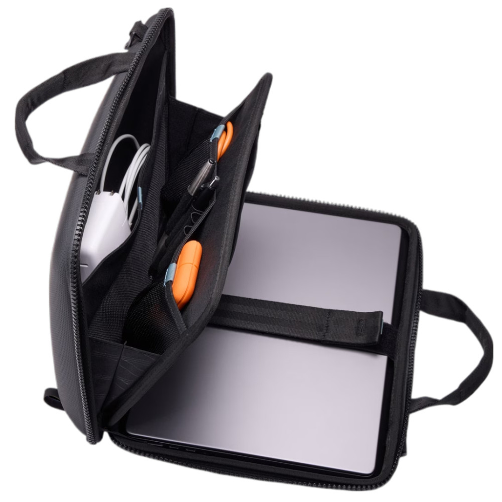 Сумка для ноутбука Thule 14" Gauntlet 5 MacBook Pro Attache TGAE-2558 Black (3205414)
