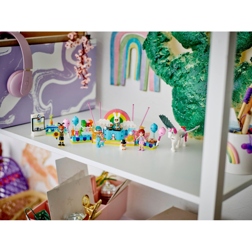 Конструктор LEGO Friends Костюмована вечірка з єдинорогом та феєю (42661)