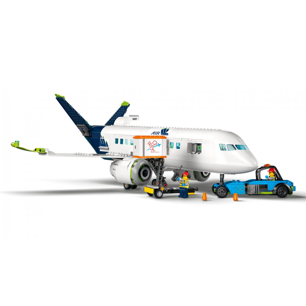 Конструктор LEGO City Пасажирський літак 913 деталей (60367)